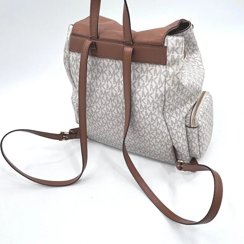 Michael Kors Abbey Vanilla Signature Logo Medium Backpack 35T9GAYB7B Gold Tone
